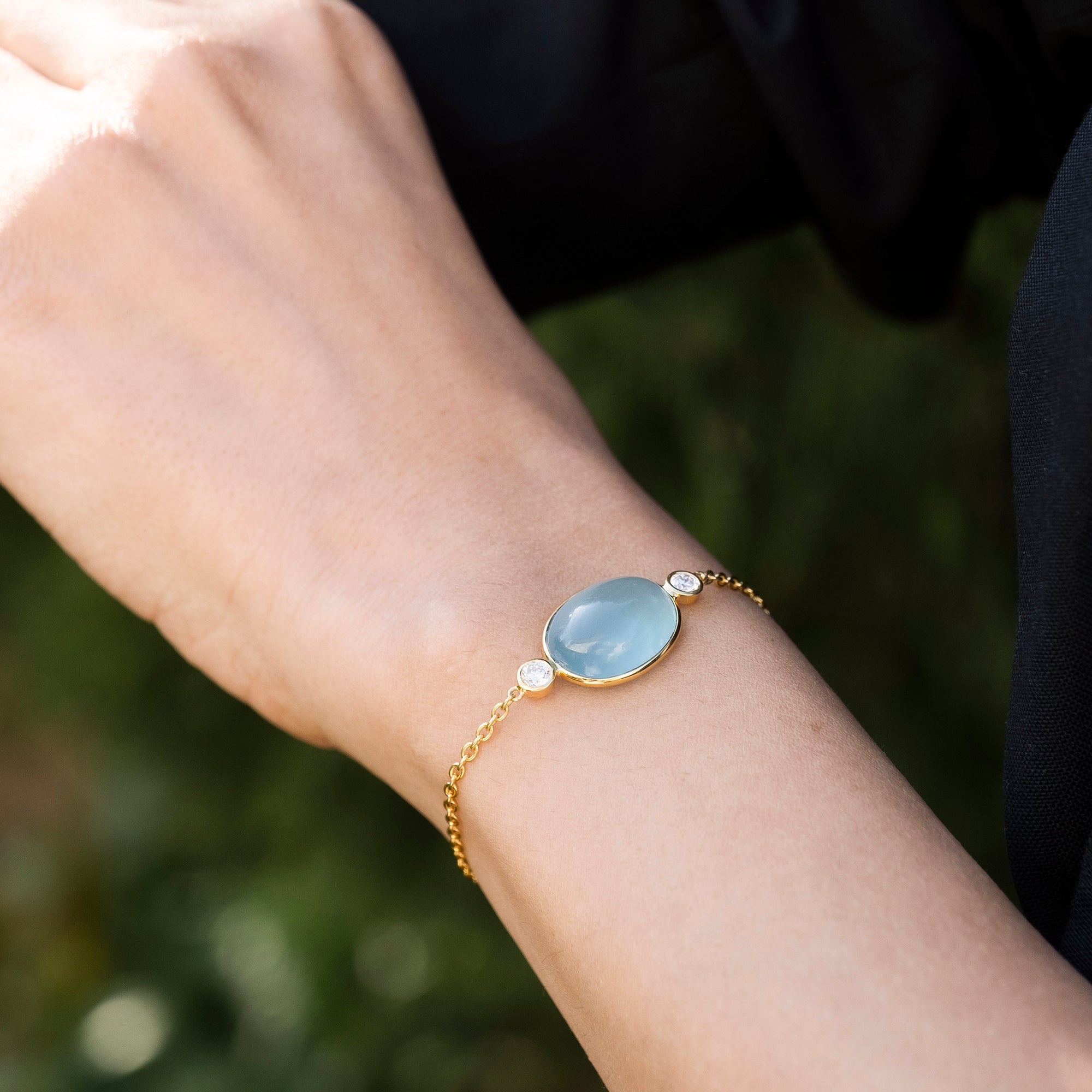Three Stone Chain Bracelet With 12.63 Ct Aquamarine & Diamond 14k Yellow Gold Bracelets